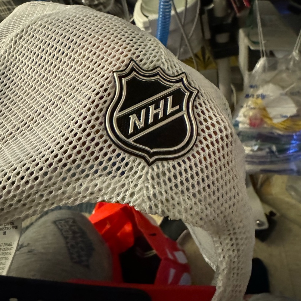 New York Rangers hat - Picture 2 of 7
